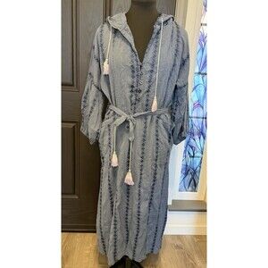 VTG Light Blue Fiesta Tunic Embroidered Hello Cupid New Zealand  Sz S Vacation